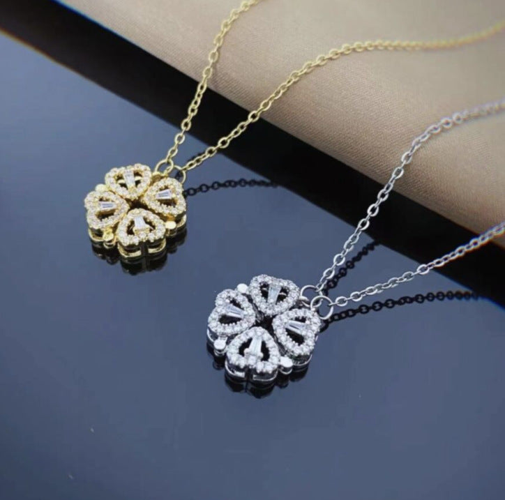 Retro Magnetic Folding Heart Shaped Four Leaf Clover Pendant Necklace Women Love Clavicle Chain Gifts Openable Choker Jewelry